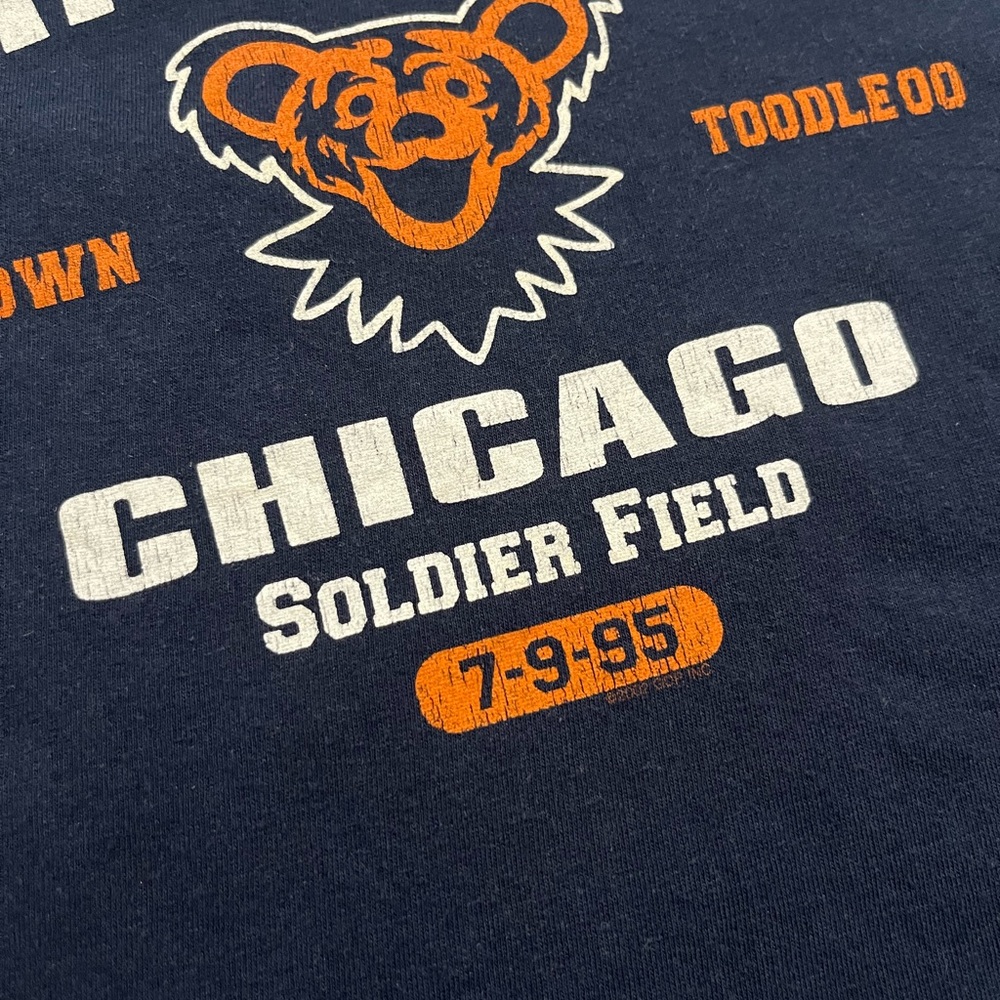 🎸 '22 Grateful Dead Band Chicago Bears Steal Face Soldier Field NFL 1995 Tour T - Picture 4 of 11